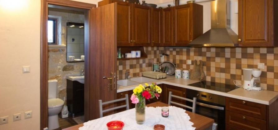 فيلا Fioro Stone House تسيليفي المظهر الخارجي الصورة