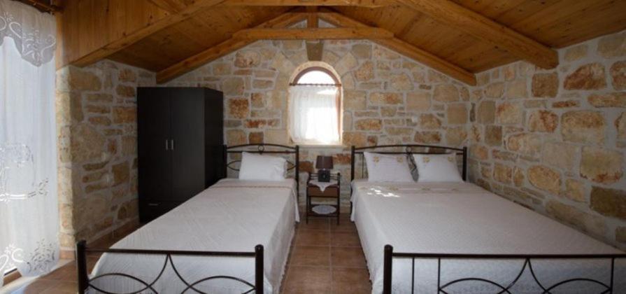 فيلا Fioro Stone House تسيليفي المظهر الخارجي الصورة