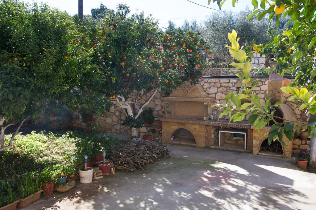 فيلا Fioro Stone House تسيليفي المظهر الخارجي الصورة