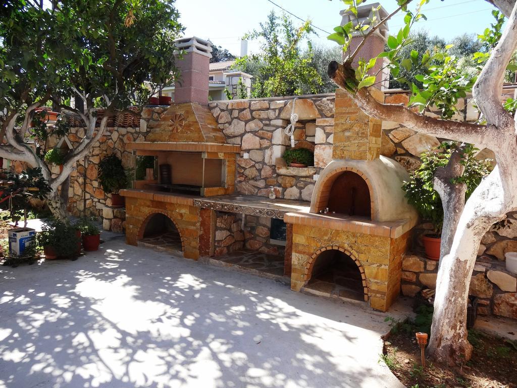 فيلا Fioro Stone House تسيليفي المظهر الخارجي الصورة